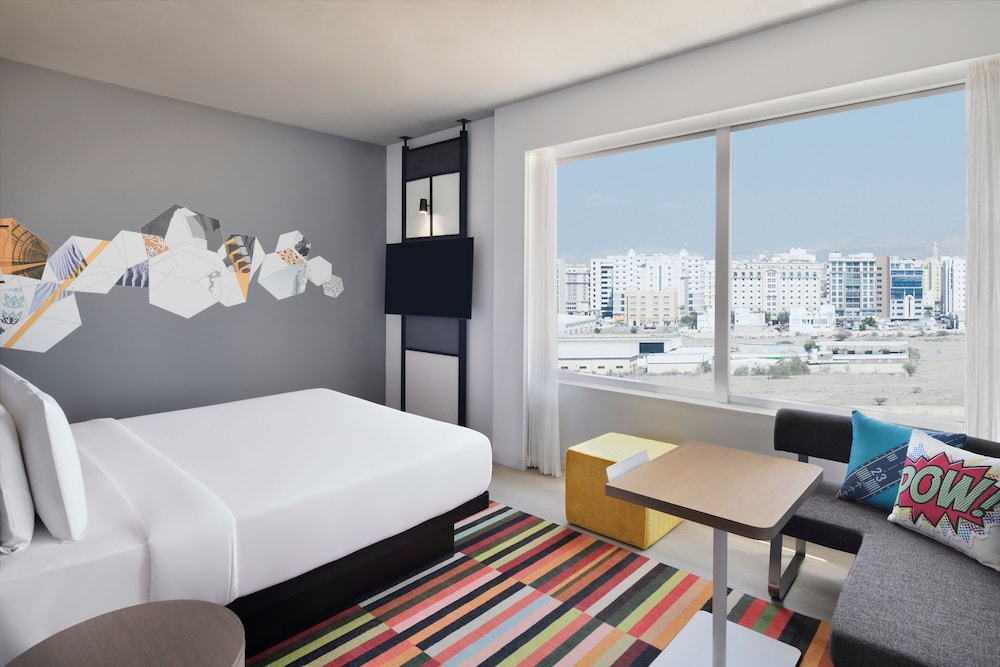 Aloft Muscat 10/47