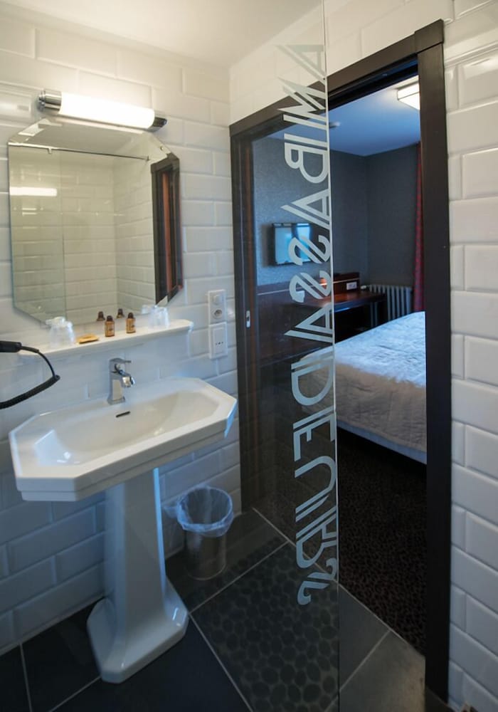 Logis Hotel Les Ambassadeurs 42/42