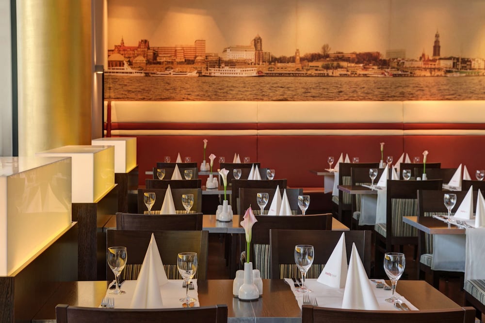 INTERCITYHOTEL HAMBURG HAUPTBAHNHOF 20/22