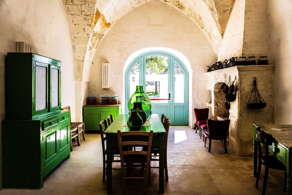 Masseria Palombara 65/77