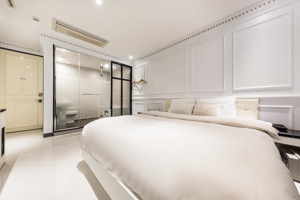 Hotel Cullinan Jongno 17/50