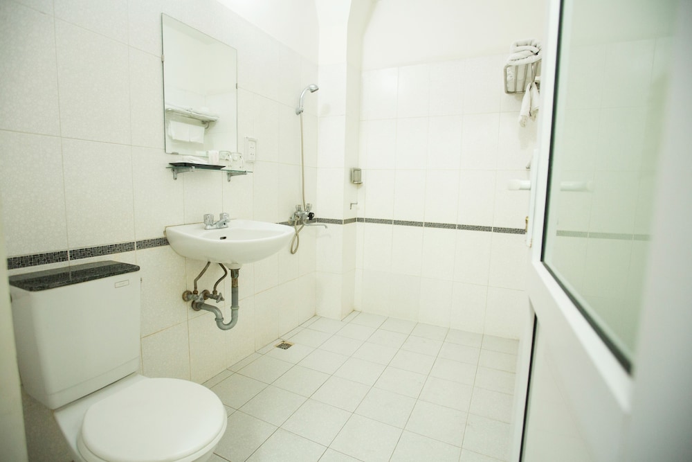 My Lan Hanoi Hotel 46/48