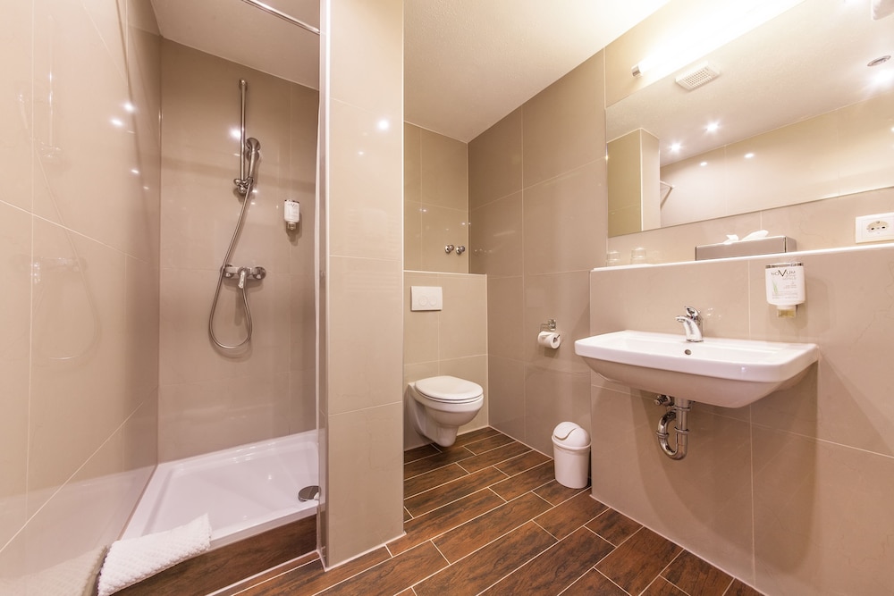 Novum Hotel Excelsior 10/56