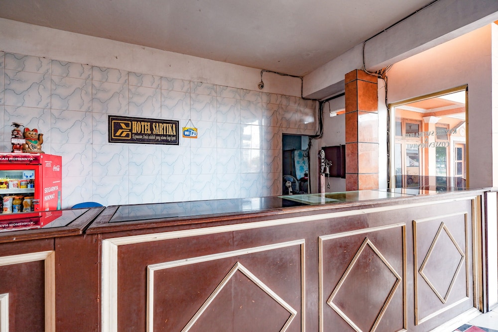 OYO 2855 Sartika Hotel Pati 6/42