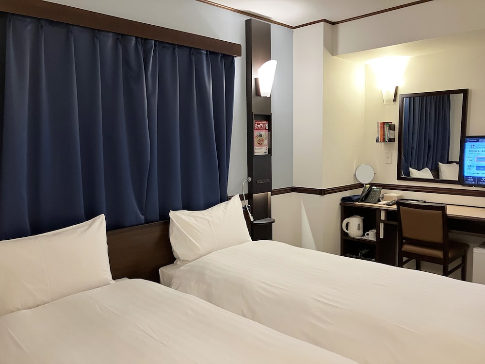 ECONOMY, TWIN BEDS