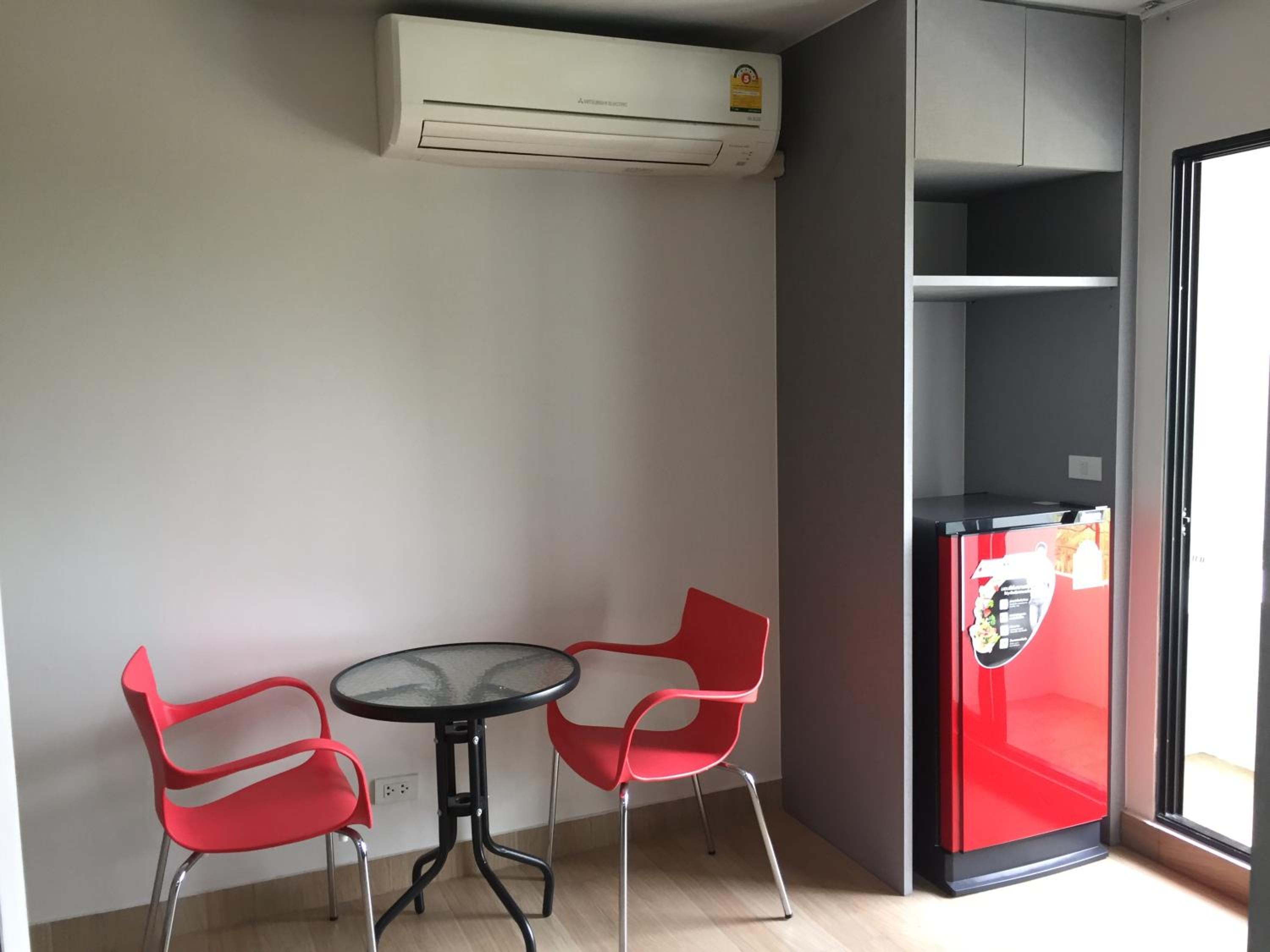 Aparthotel Live At Home Sukhumvit 105 38/44