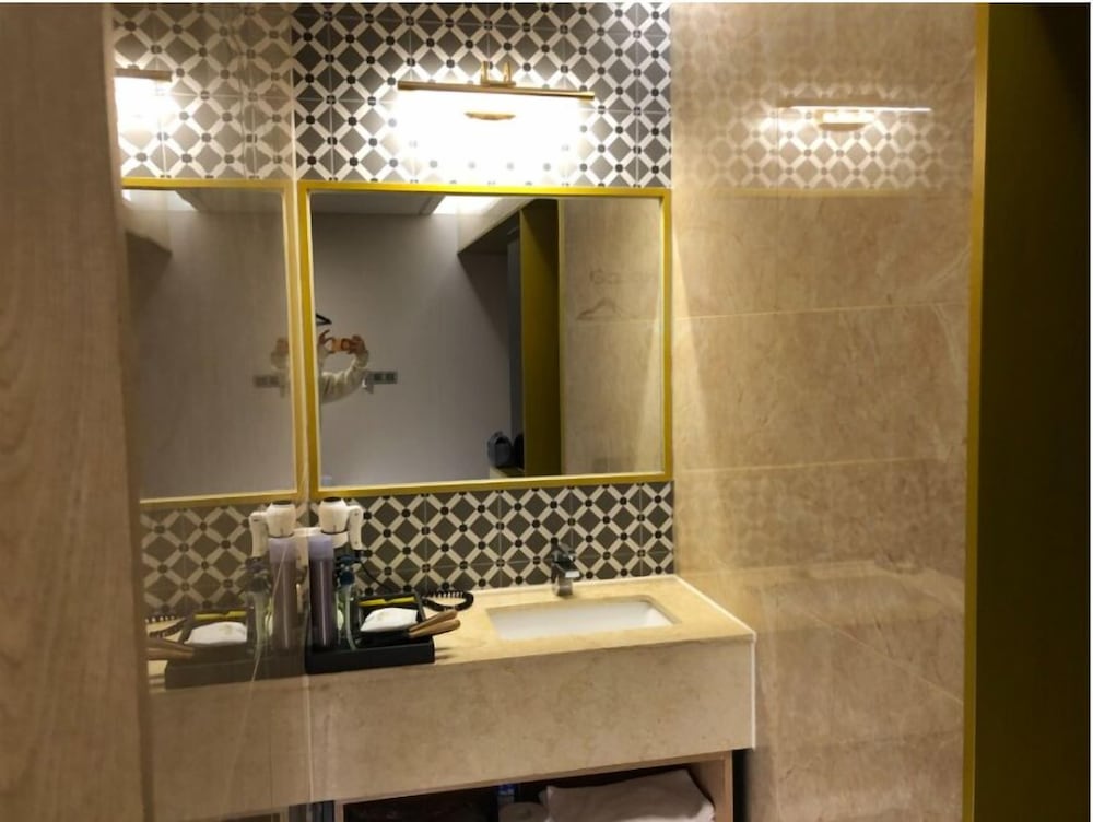 Gracias Hotel Gimhae 47/50