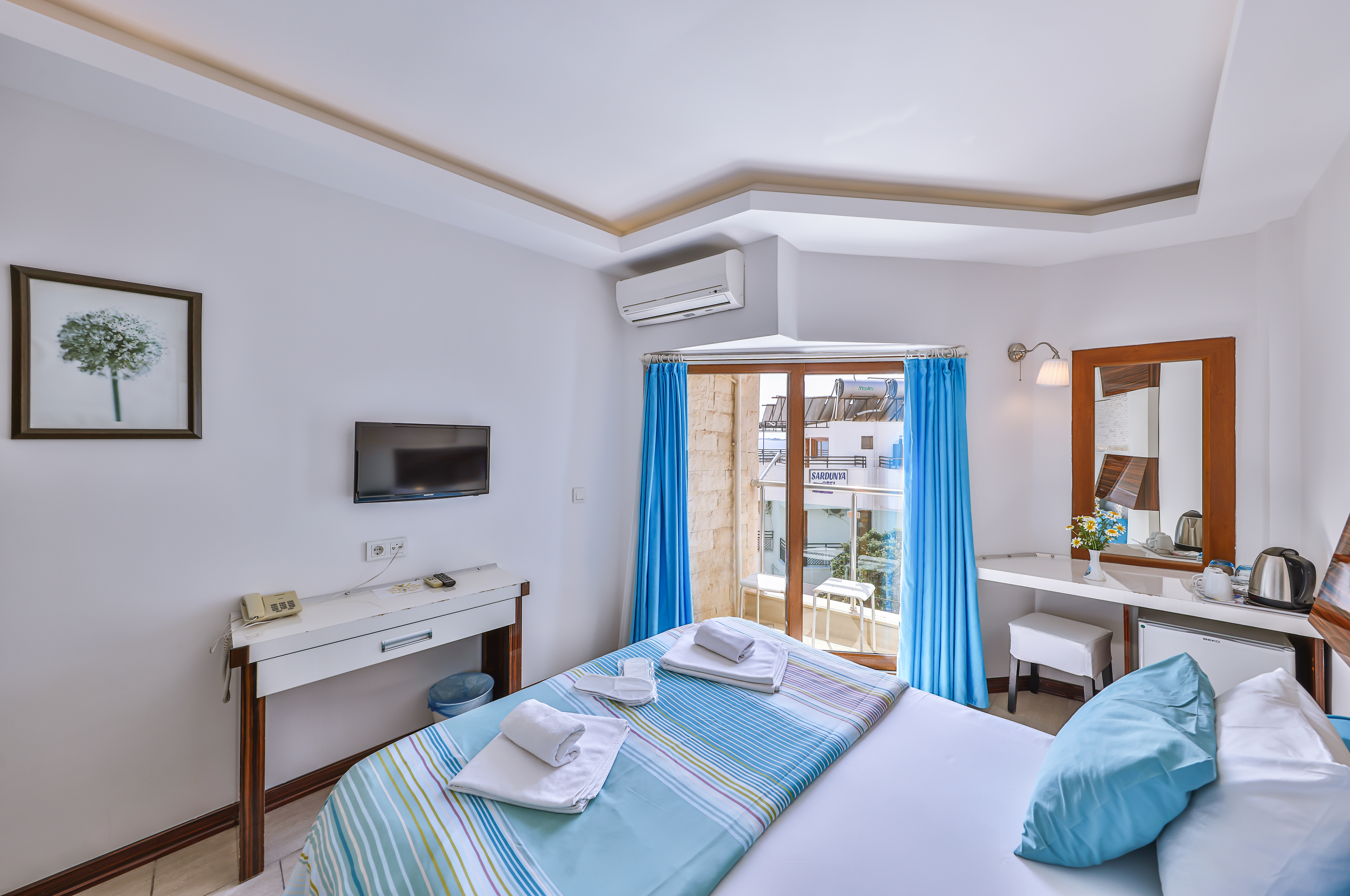 Sonne Hotel 4/49