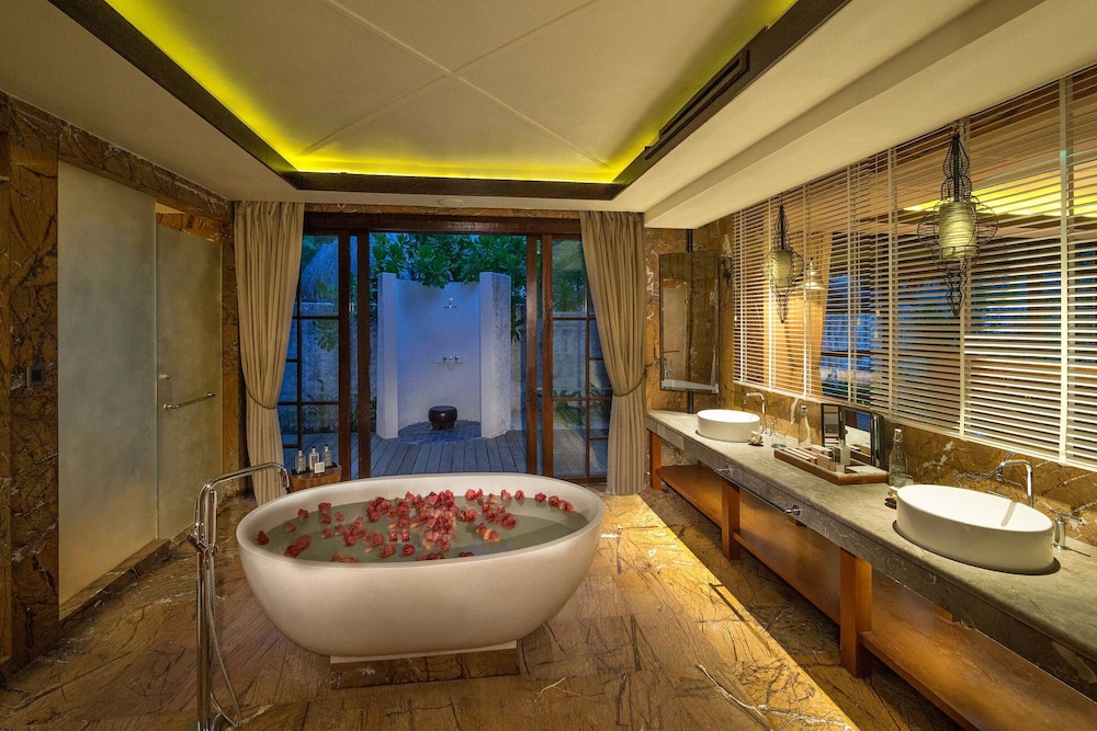 Ozen Reserve Bolifushi 135/136