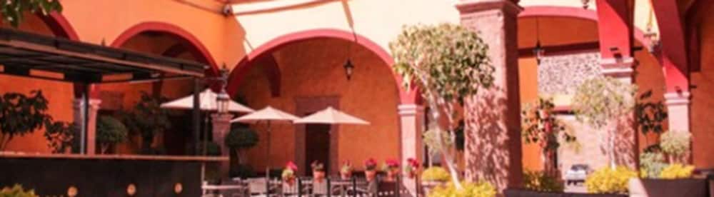 Hotel Quinta Santiago 6/44