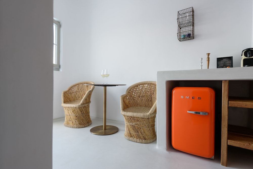 COCOON SUITES 28/68