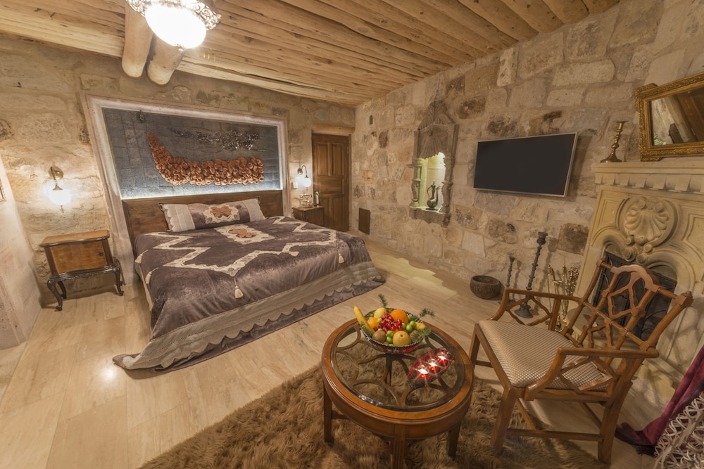 Elika Cave Suites Cappadocia, Curio Collection by Hilton 49/80