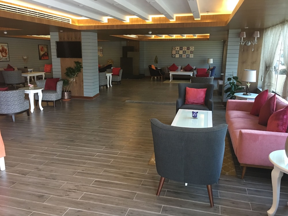 فندق جولدن بوجري الظهران(Golden Bujari Hotel Al Dhahran) 40/53