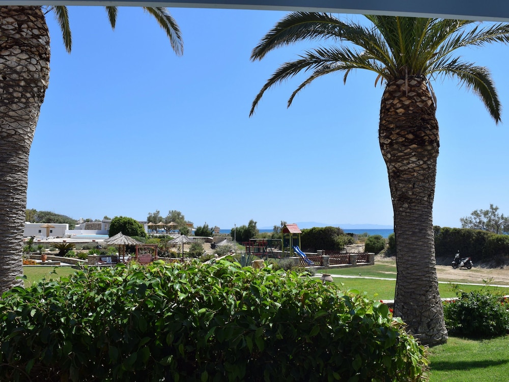 Stella Naxos Island 38/50