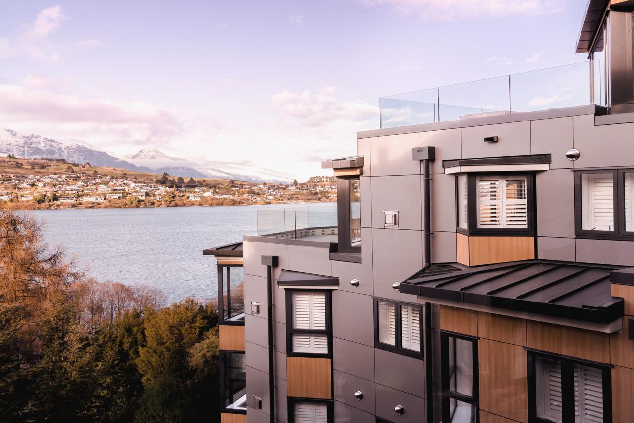 Avani Queenstown Hotel 2/56