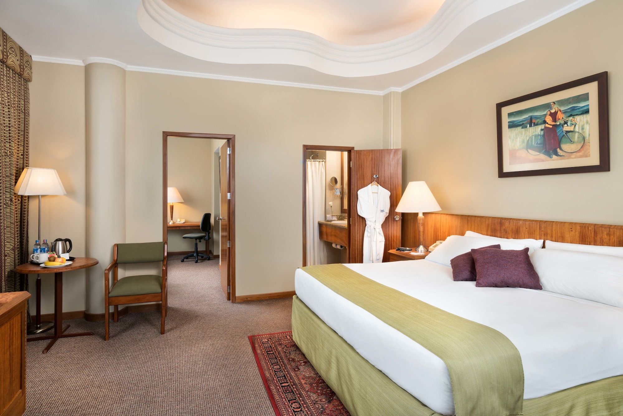 Junior Suite, King Bed