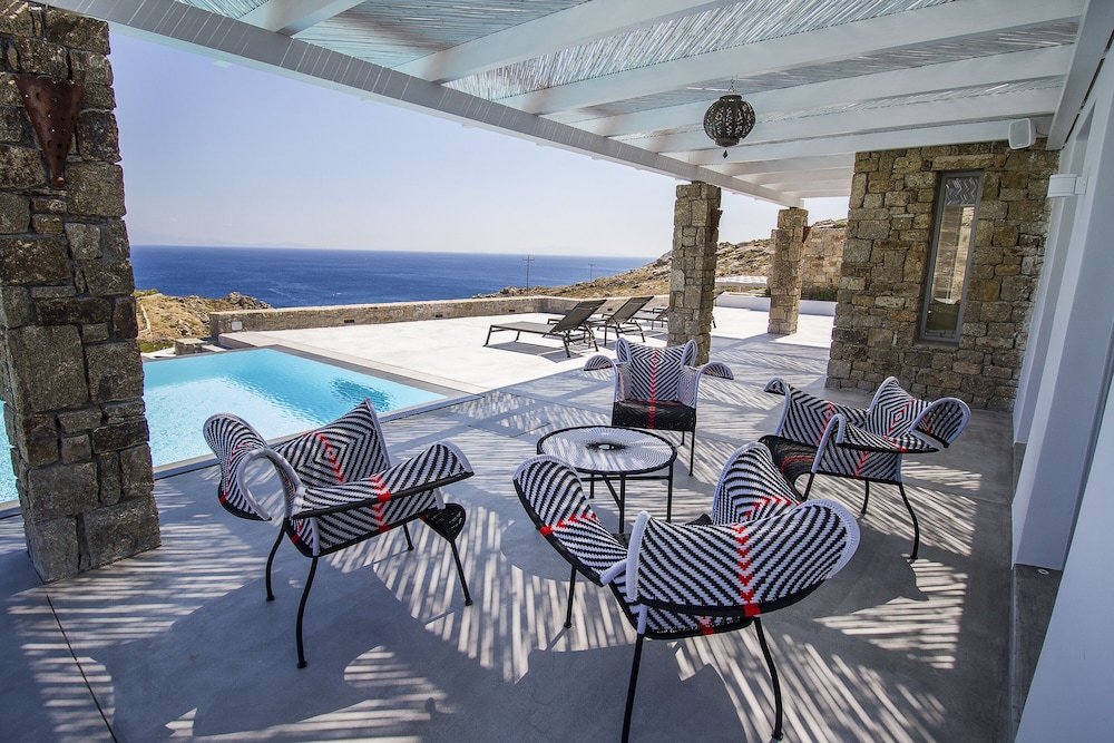 Anarina Villa Mykonos 52/65