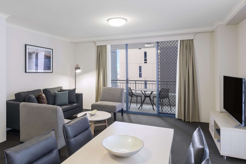 Oaks Sydney Castlereagh Suites 51/78