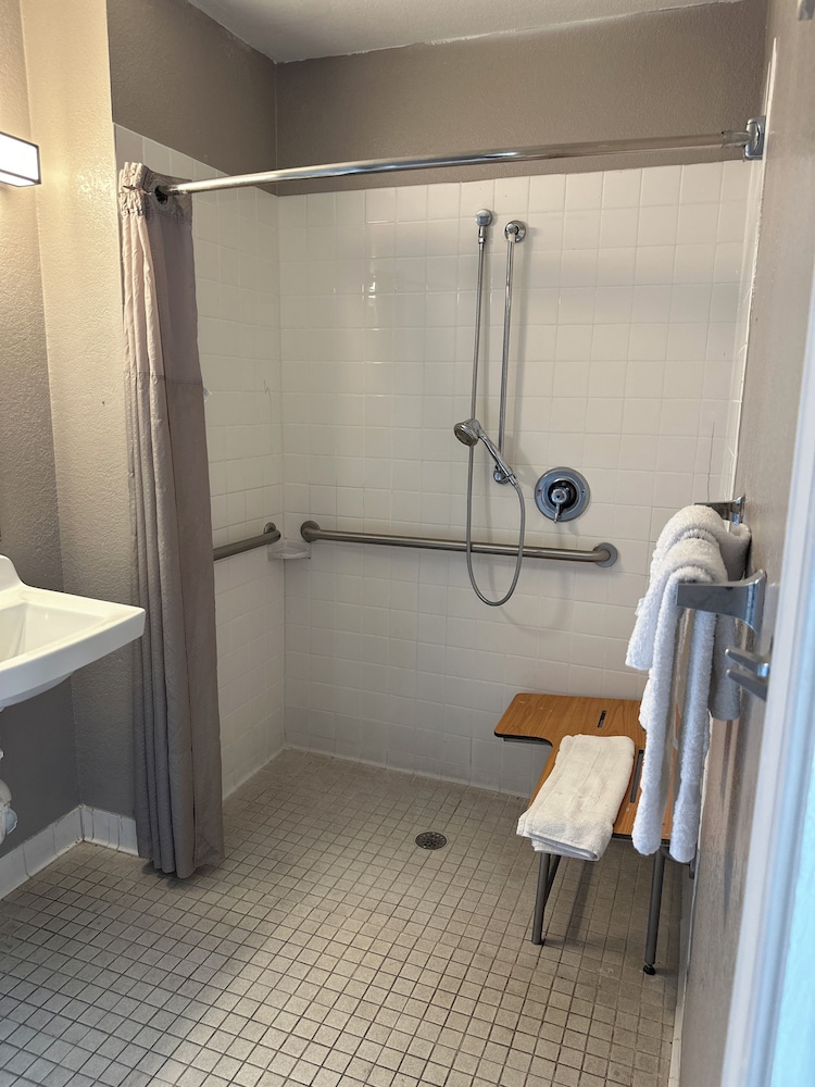 Motel6 Gulfport, MS – Airport 47/48