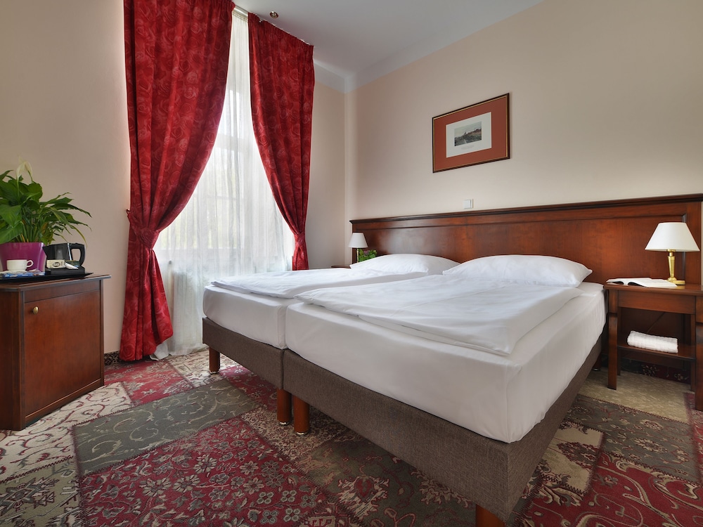 Ea Hotel Jeleni Dvur Prague Castle 18/53