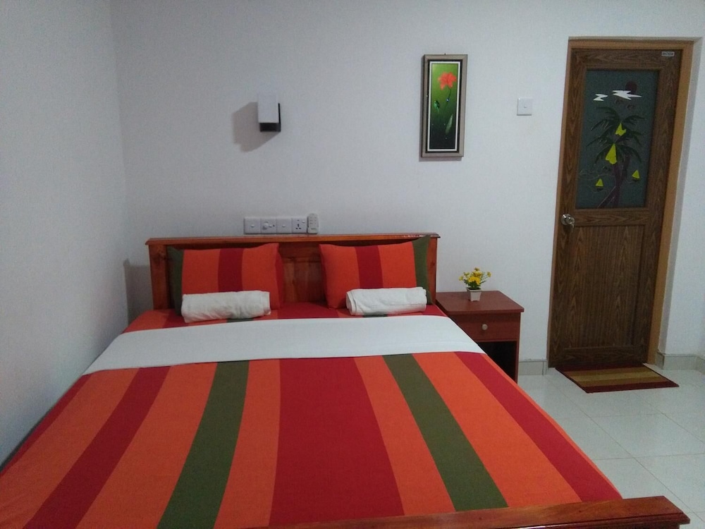 Hotel Camorich 3/36