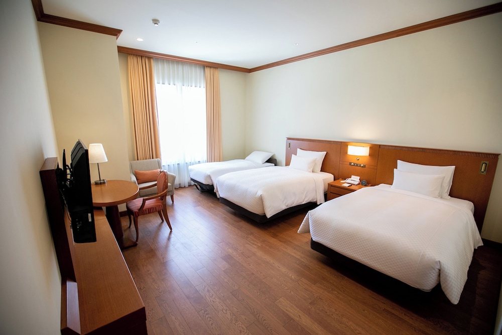 Grand Empire Hotel 8/49