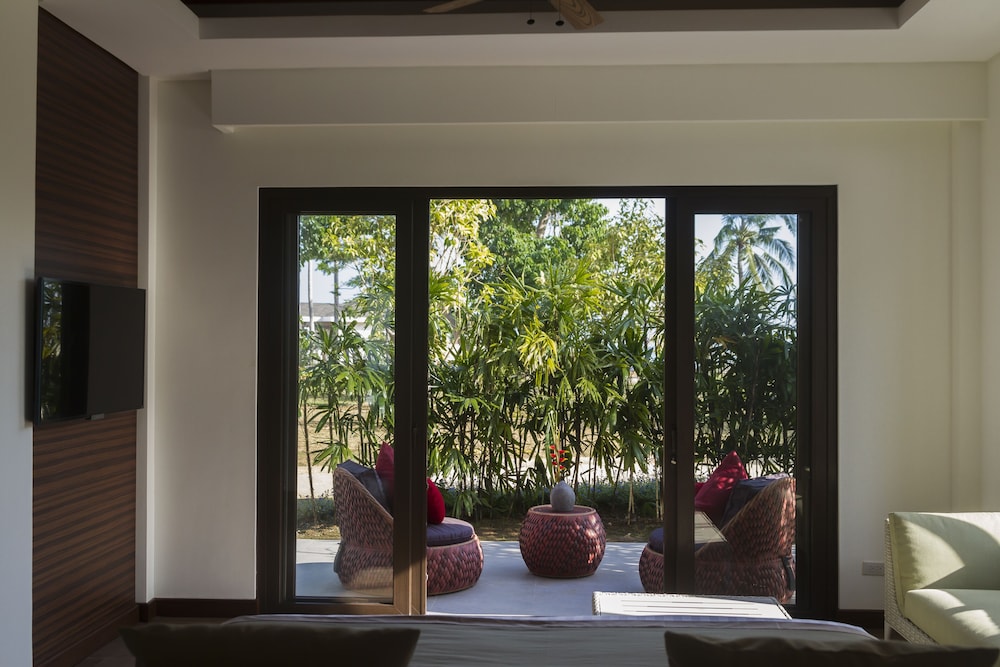 KANDAYA RESORT 54/76
