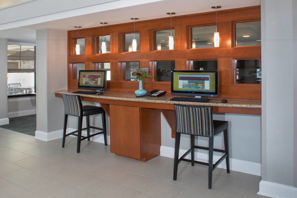 Residence Inn Dover 18/28