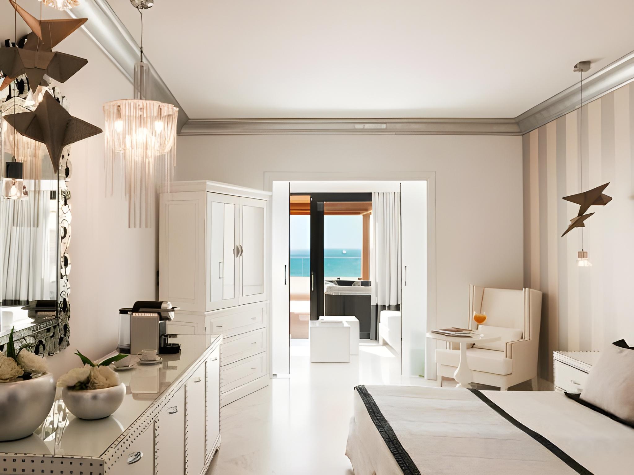 FAMILY SUITE, SPA, SEA VIEW, JETTED TUB