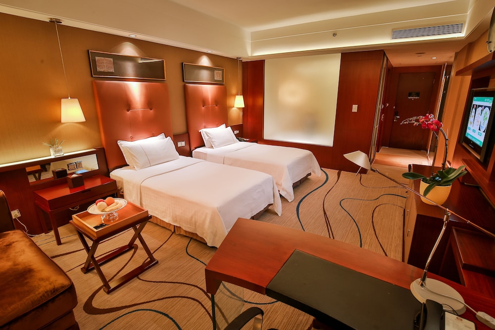 Royal Garden Hotel 21/69