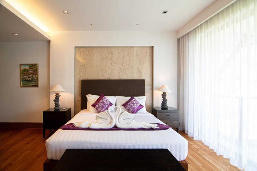 Pearl of Naithon 8/50