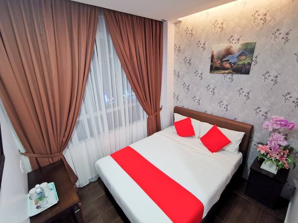Palazzo Hotel 34/44
