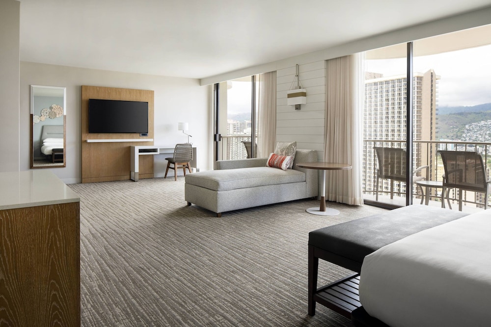 Waikiki Beach Marriott Resort and Spa 16/41