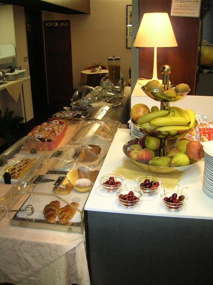 Hotel Molise 2 53/64