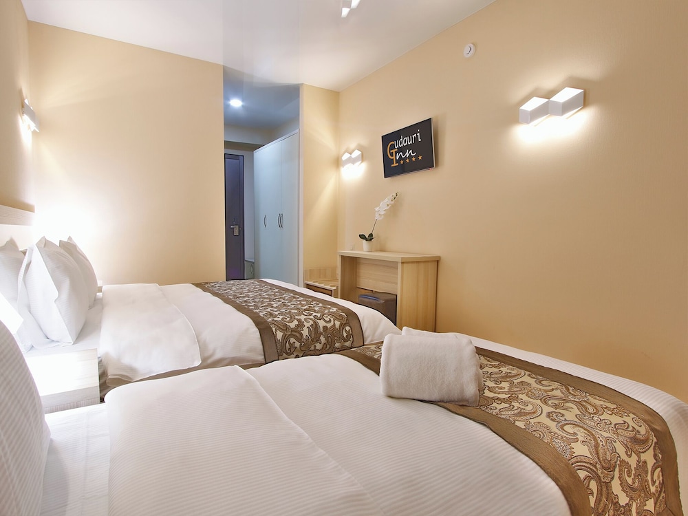 غرفة كلاسيكية بسريرين منفصلين، Gudauri Inn 2/8