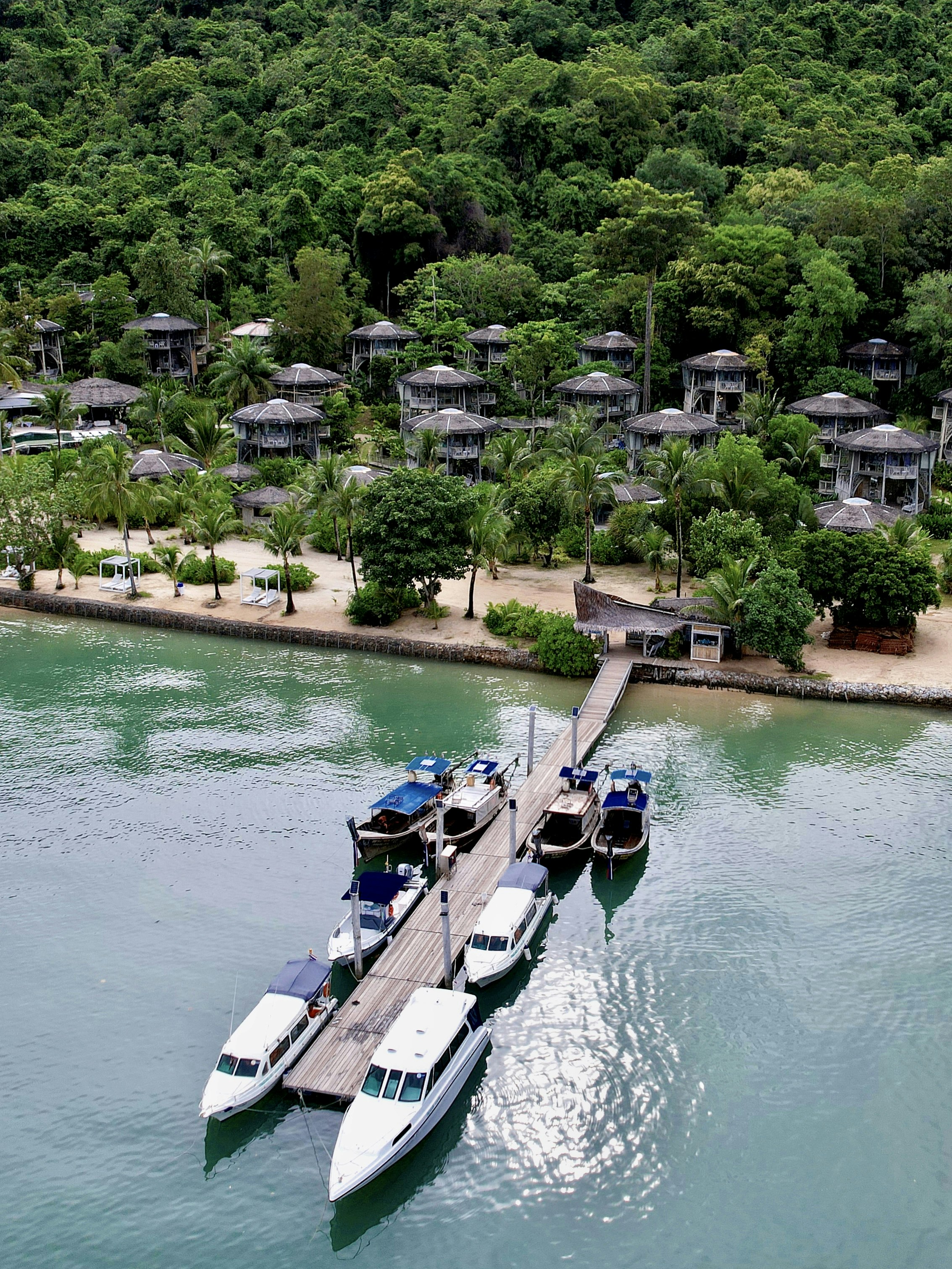 TreeHouse Villas - Adult only 12/21