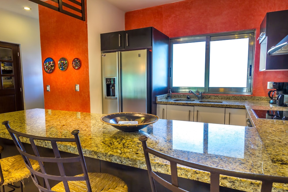 Paseo Del Sol Condohotel By Bric 16/100