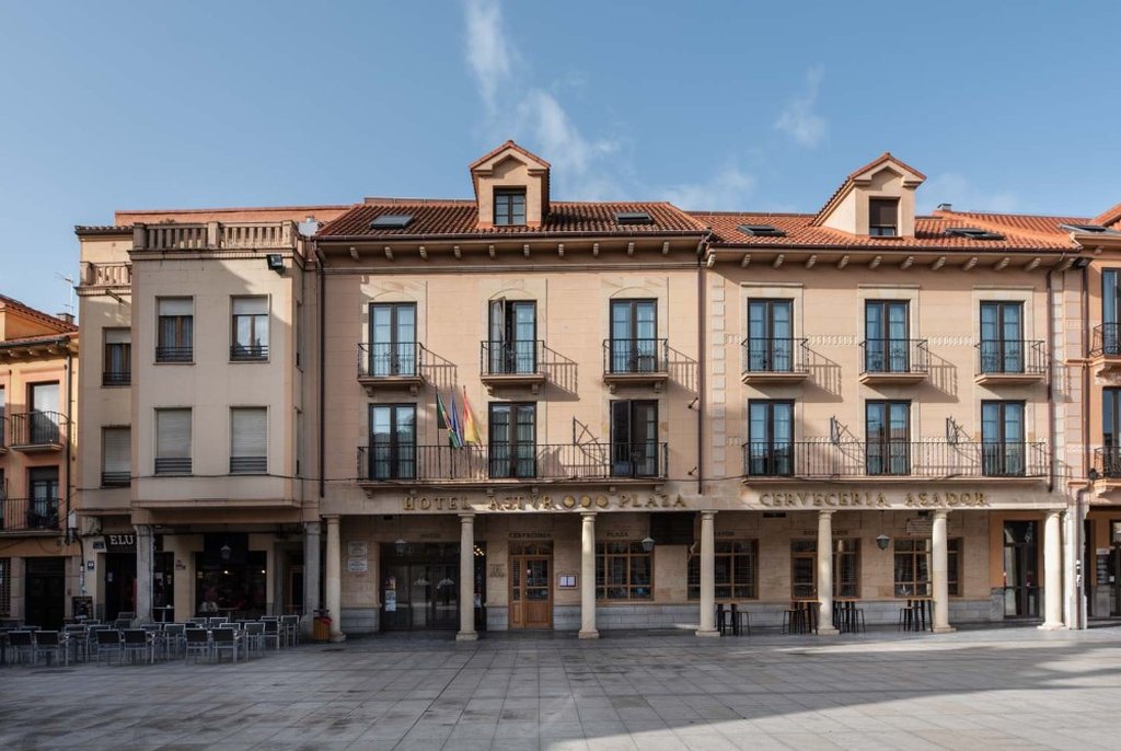 Exe Astur Plaza 1/27