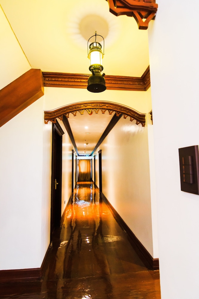 Hotel Luna Annex 35/50