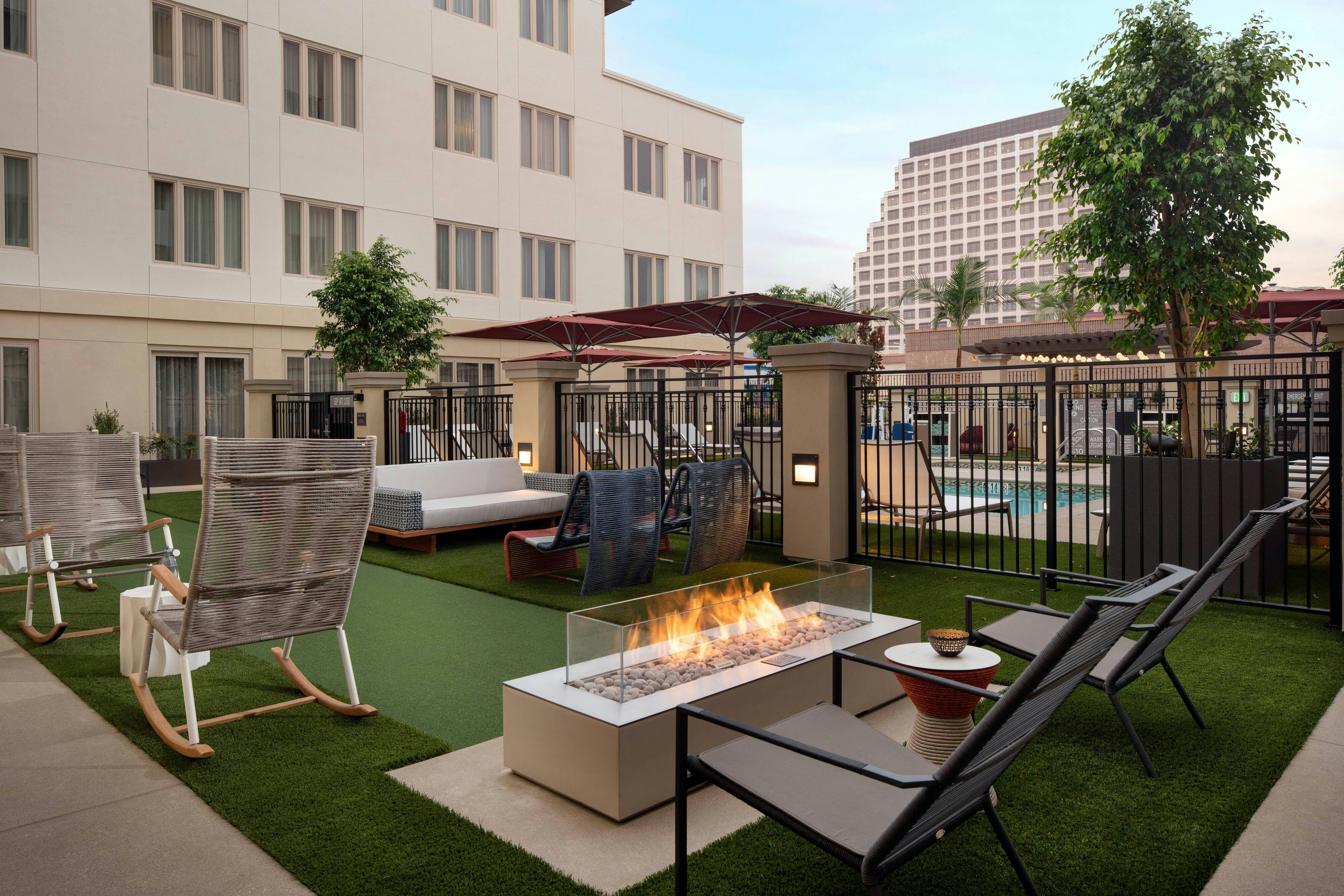 Residence Inn by Marriott Los Angeles Glendale 48/50