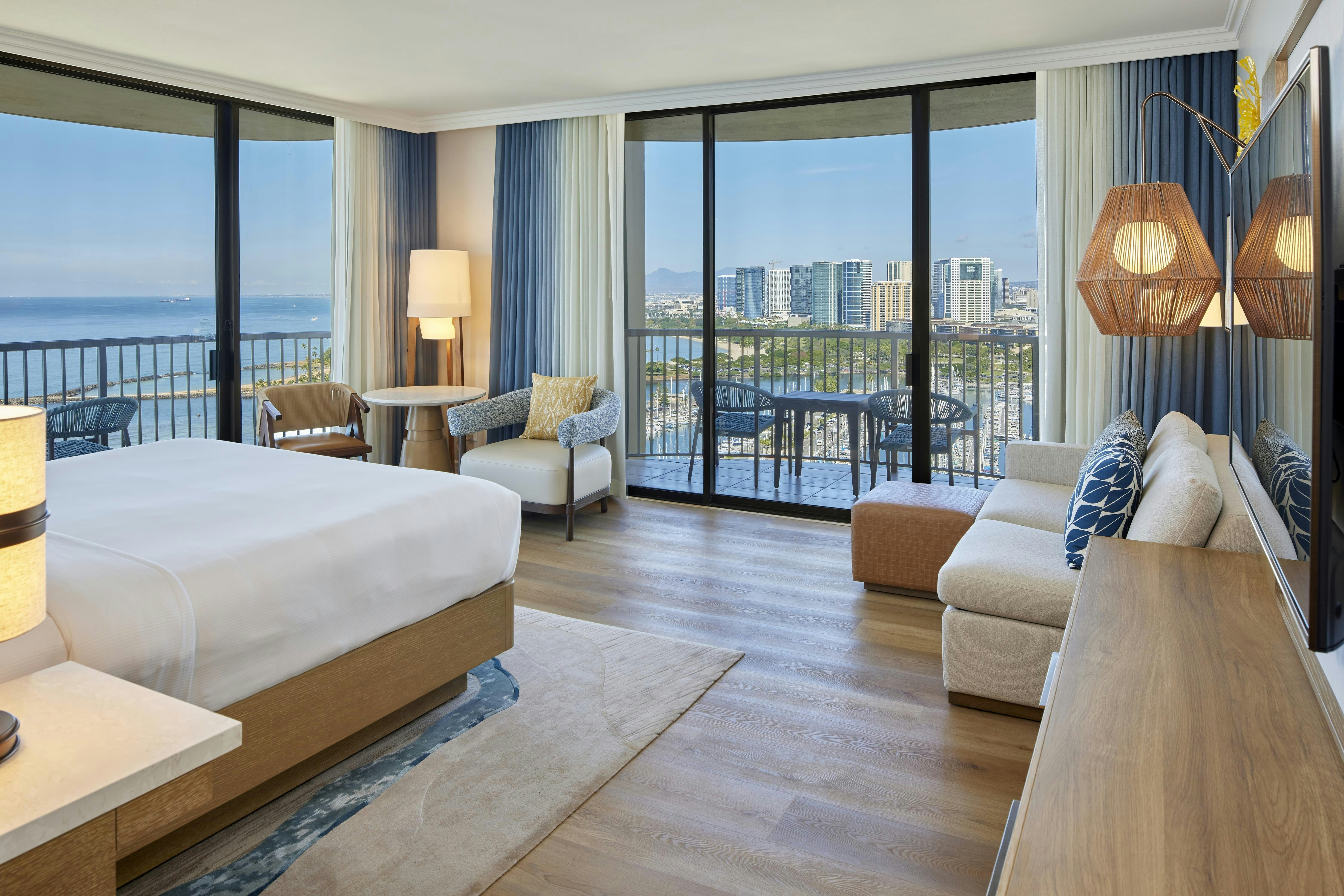 Hilton Hawaiian Village Waikiki Beach Resort 17/73