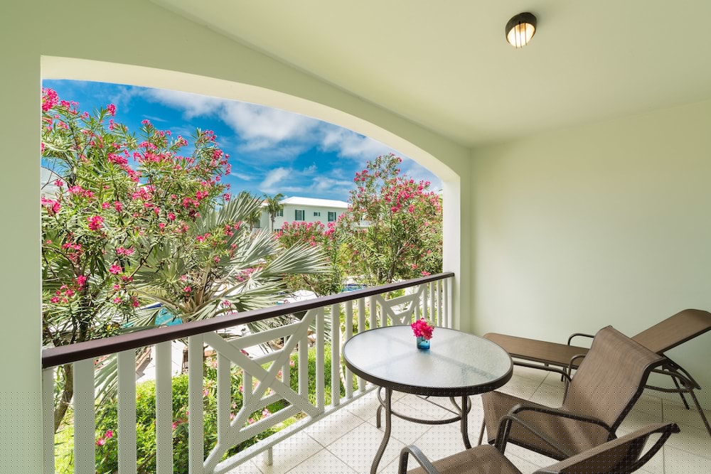 Royal West Indies Resort 52/66