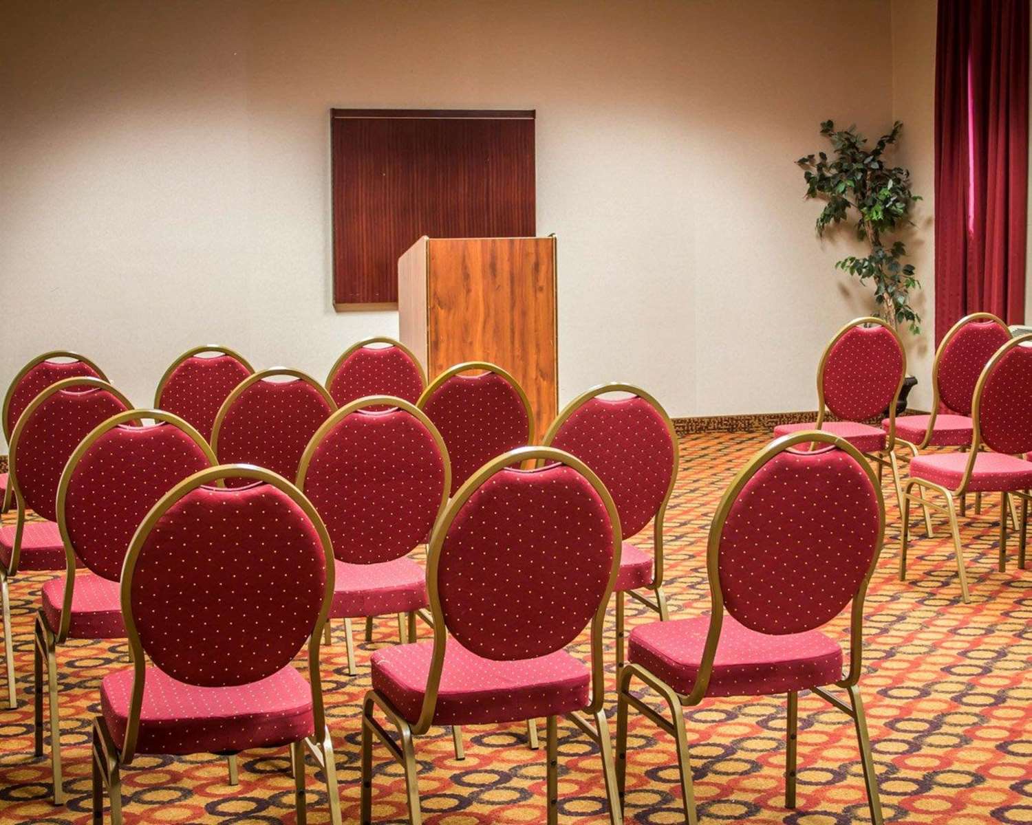 Quality Inn & Suites Port Huron 33/35