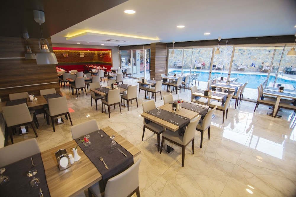 Ramira City Hotel 16 Adult Hotel 27/50