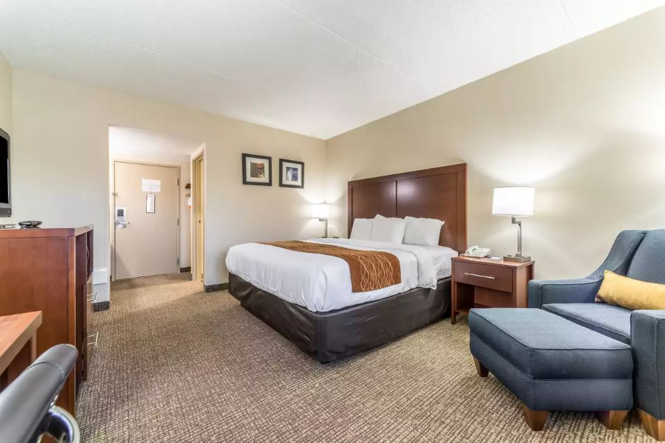 Upgrade, Efficiency, Suite, King Bed