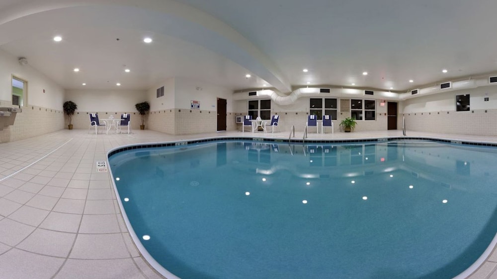 Holiday Inn Express Suites Columbus East Reynoldsburg 5/41