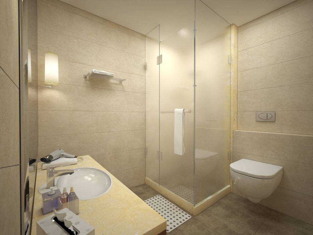 Grand Tamanna Hotel 44/45