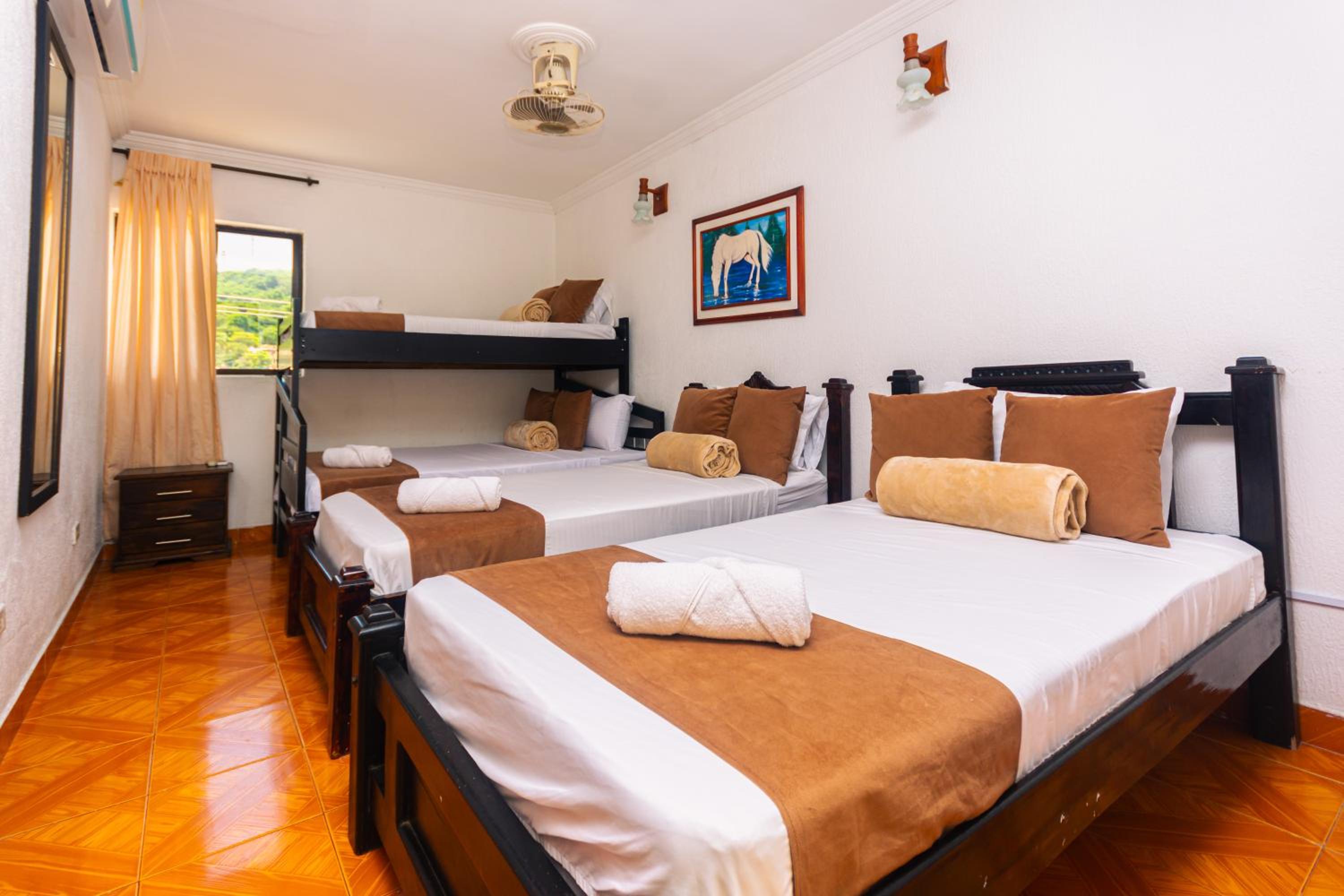 Hotel Med Cartagena 9/19