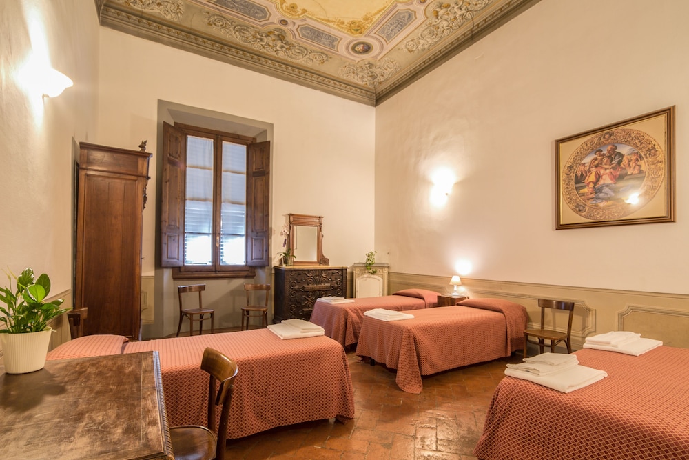 Casa Per Ferie Santo Nome Di Gesu 44/62