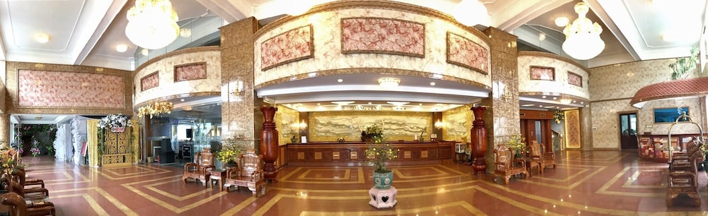 Hoang Yen 1 Hotel 62/75